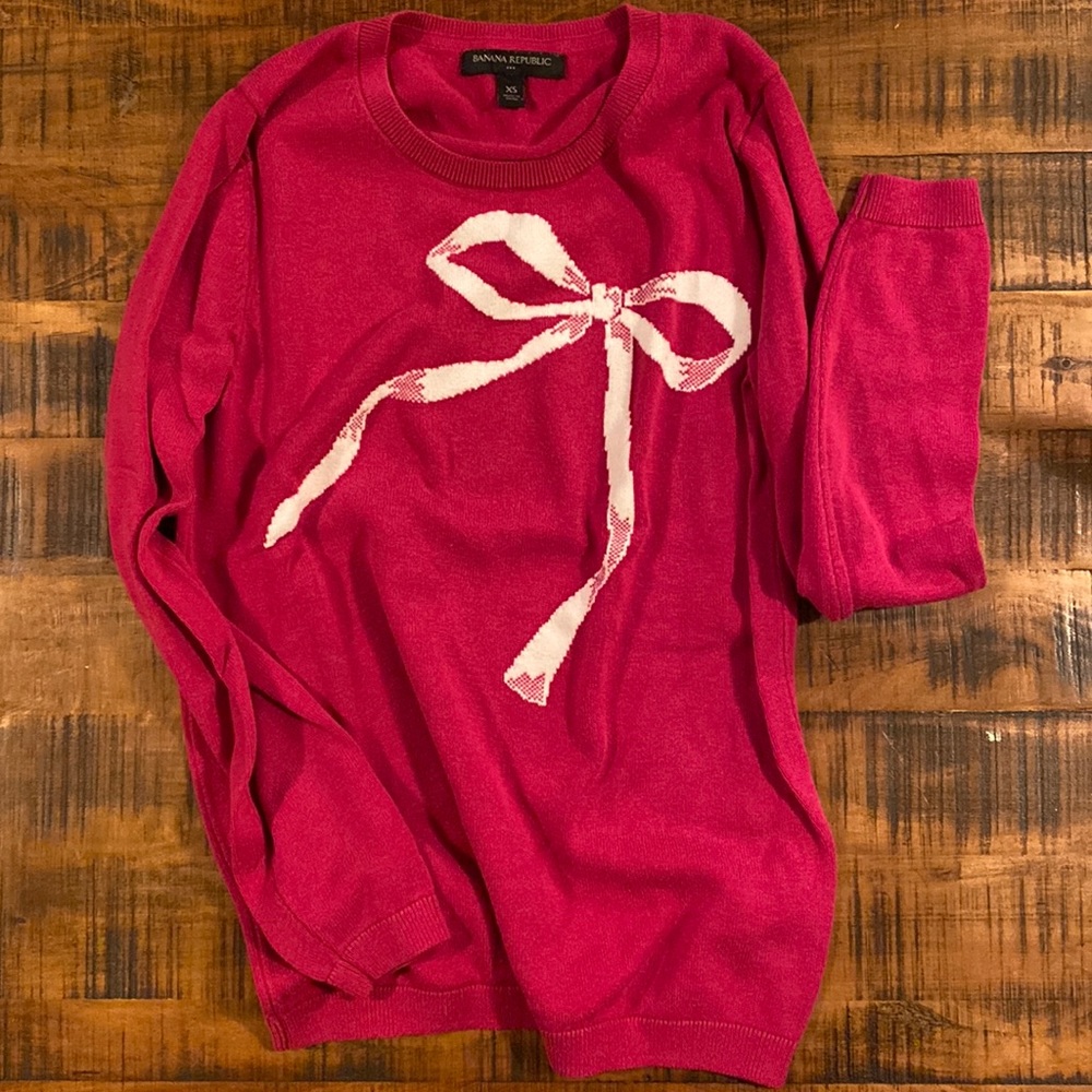 Cute Banana Republic Sweater-